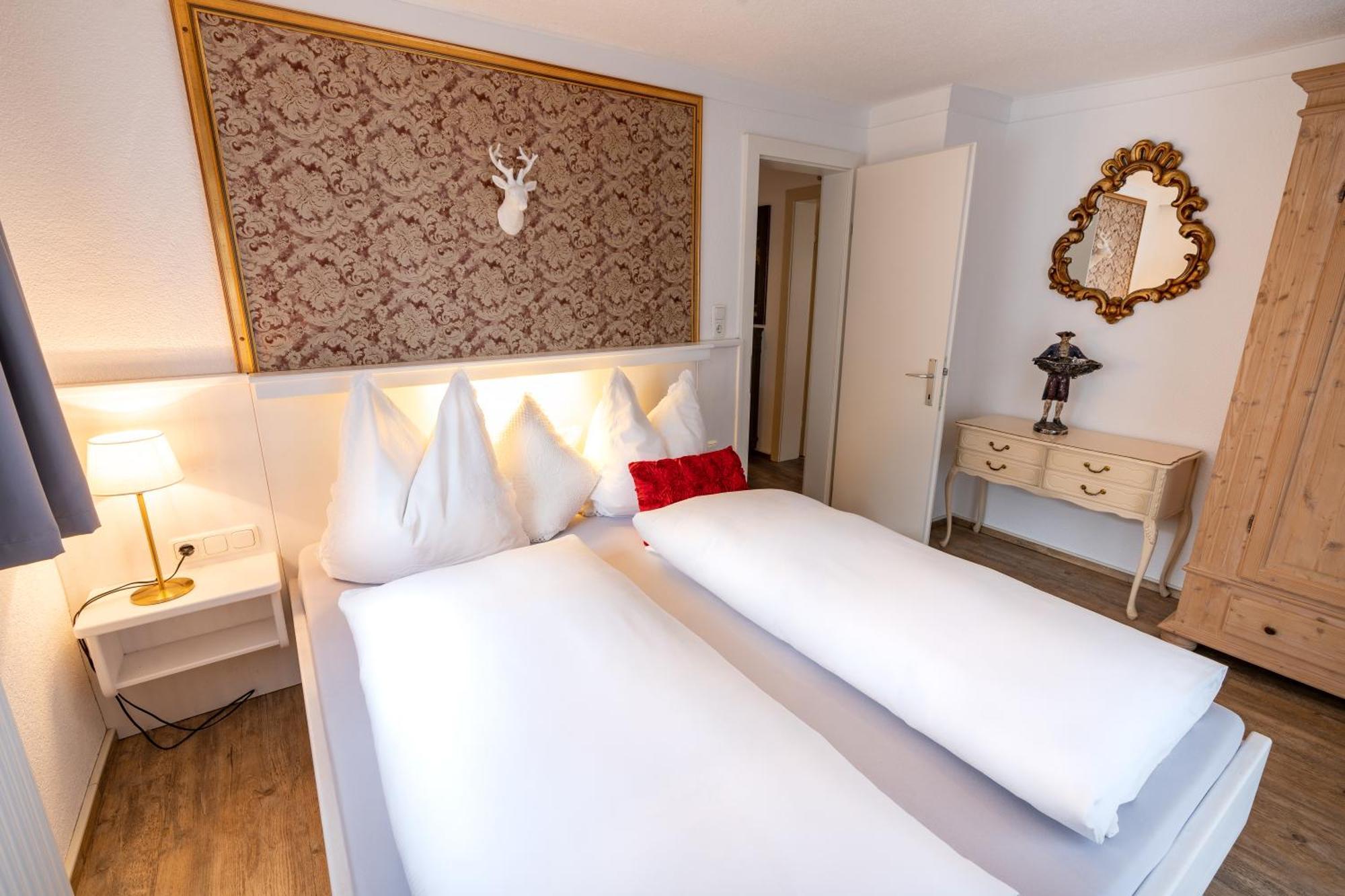 Villa Daringer Mayrhofen Room photo