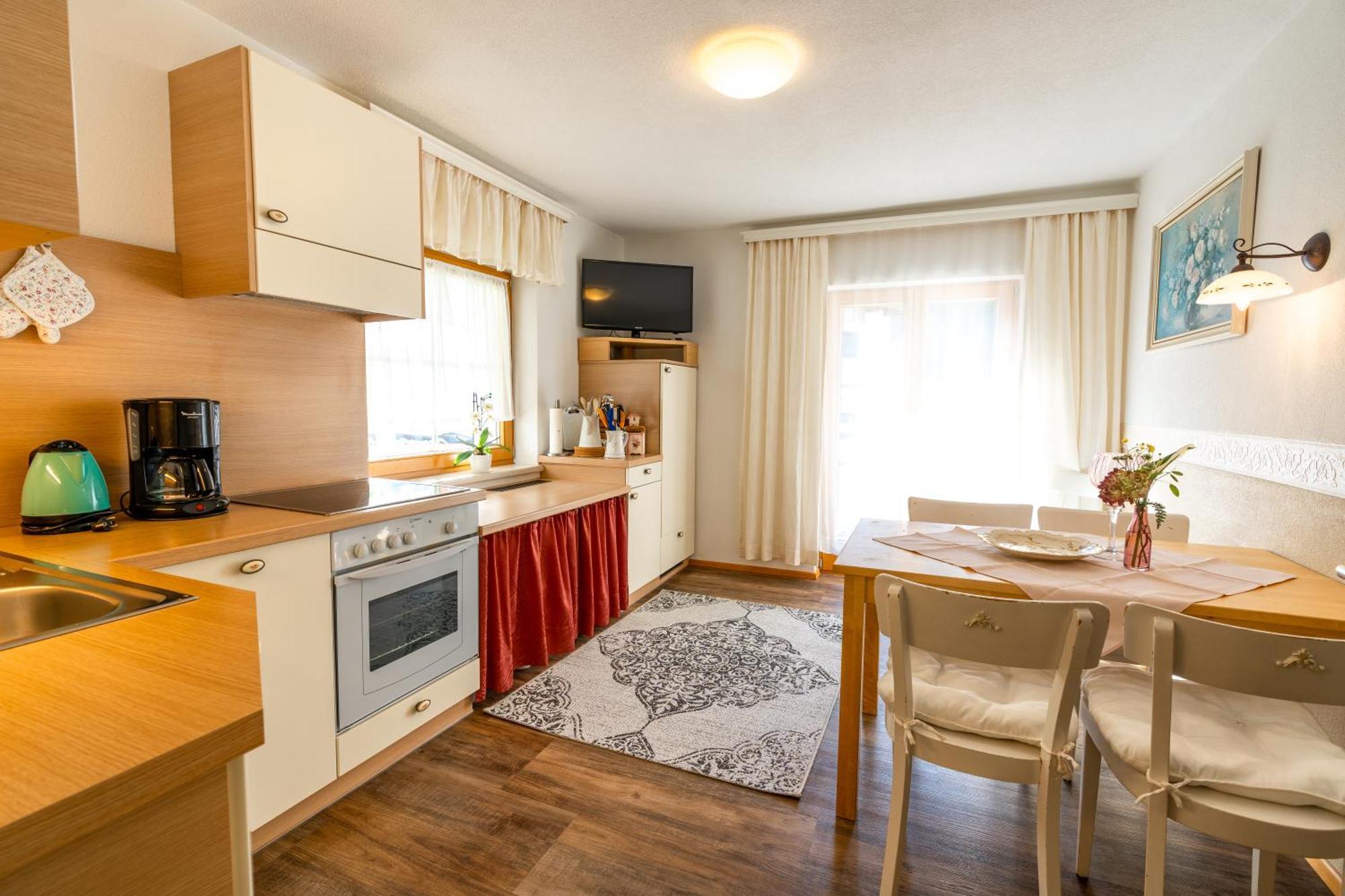 Villa Daringer Mayrhofen Room photo